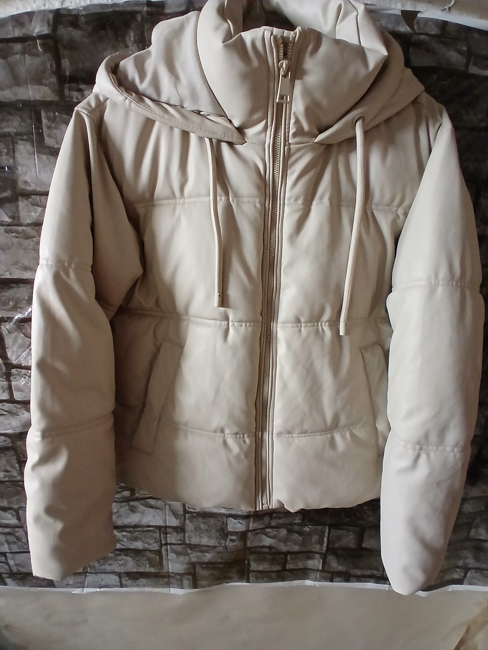 Zara Cream Quilted Puffer Jacket with Hood